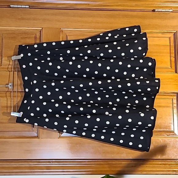 Fun Fashion black&white polkadot full circle skirt free size - Picture 1 of 7